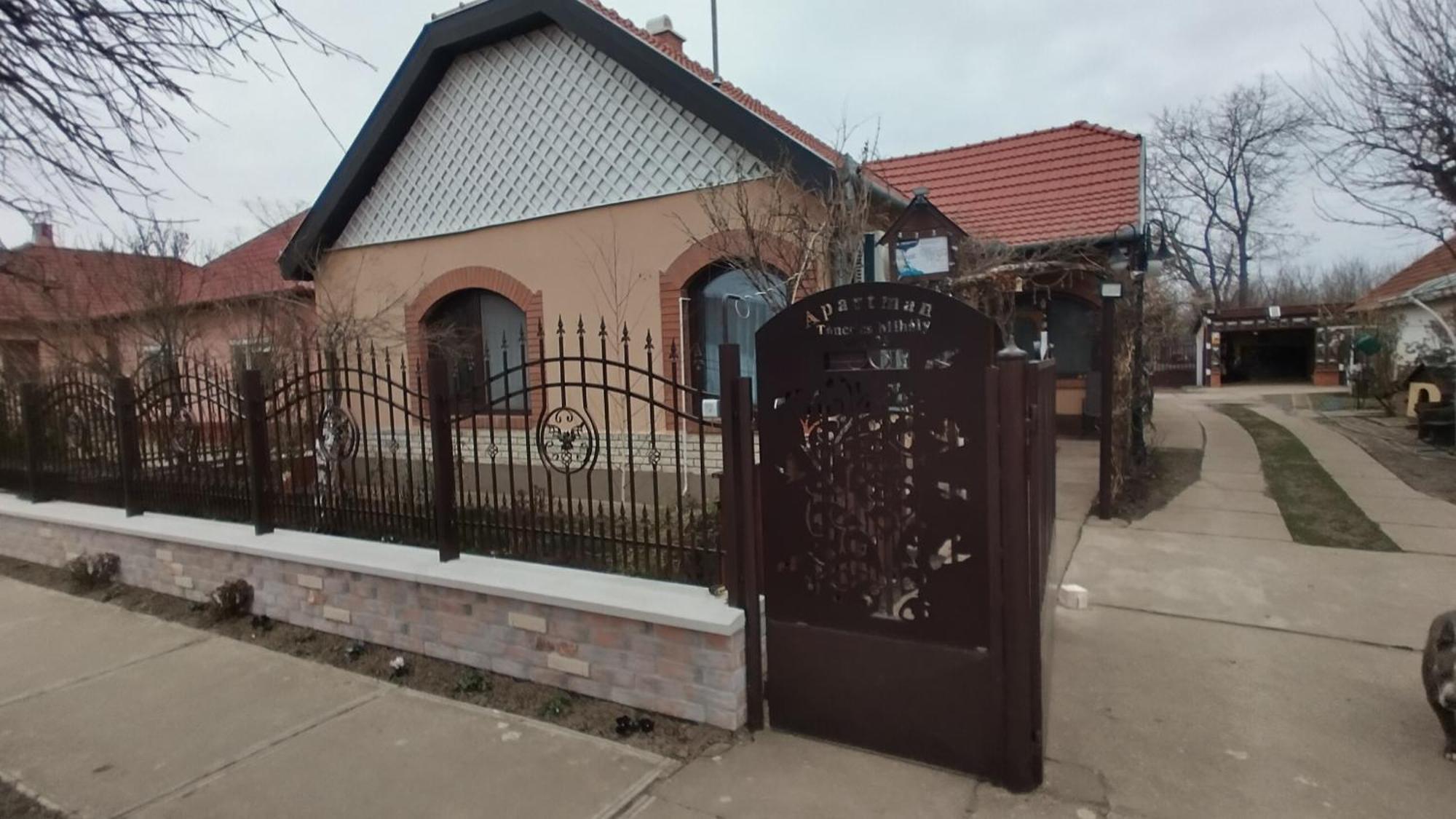 Bundik Vendeghaz Otel Berettyóújfalu Dış mekan fotoğraf