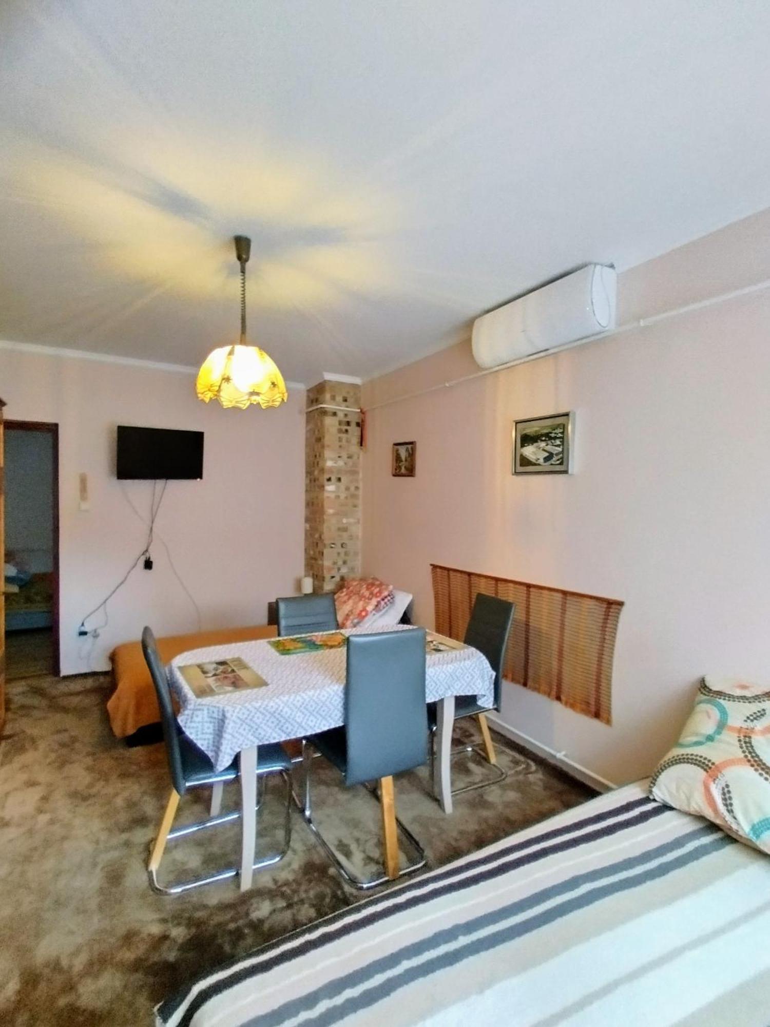 Bundik Vendeghaz Otel Berettyóújfalu Dış mekan fotoğraf