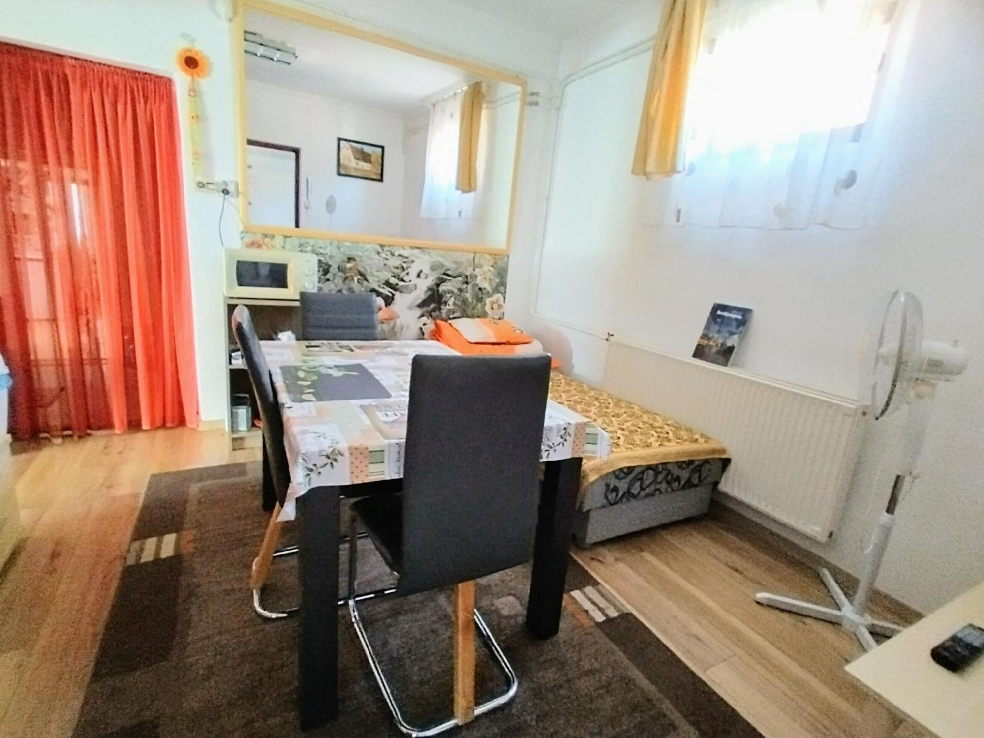 Bundik Vendeghaz Otel Berettyóújfalu Dış mekan fotoğraf
